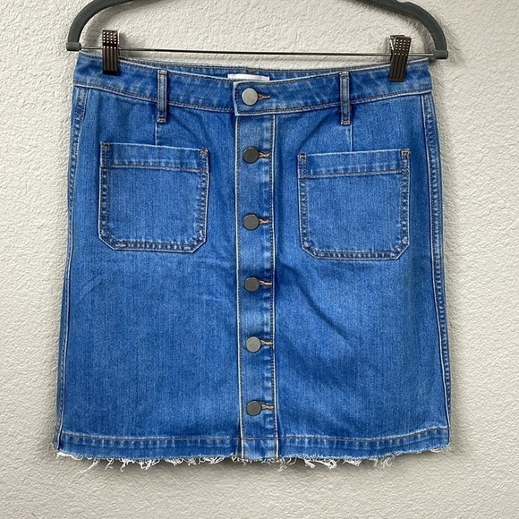 Loft Outlet Button Front Denim Jean Pencil Skirt Patch Pockets Raw Hem Sz 6 - Picture 1 of 8